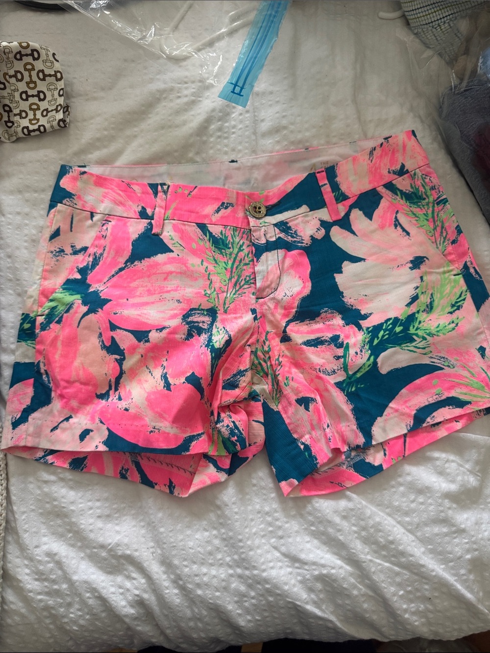 Lilly Pulitzer Floral Print Shorts in Hot Pink & Teal CAlLLAHAN